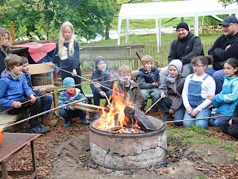Bauhütte Klosterkirche Lippoldsberg - Flussgottesdienst und Saisonstart